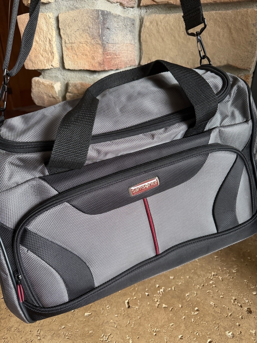 Samsonite Uintah Boarding Bag Travel Carry on with Shoulder Strap 19”